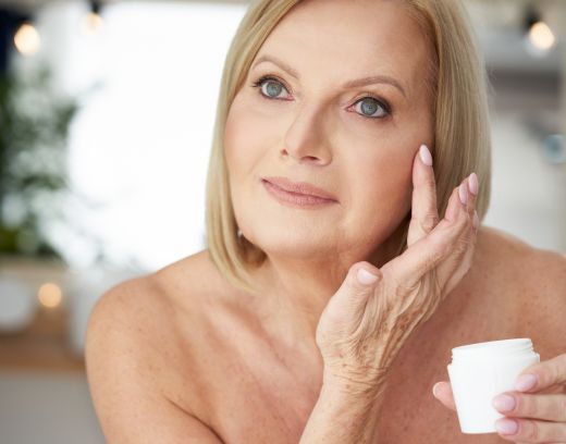 Anti Aging Treatment for Face: Best Solutions for Youthful, Radiant Skin 2 Anti-Aging Treatment for Face: Best Solutions for Youthful Skin